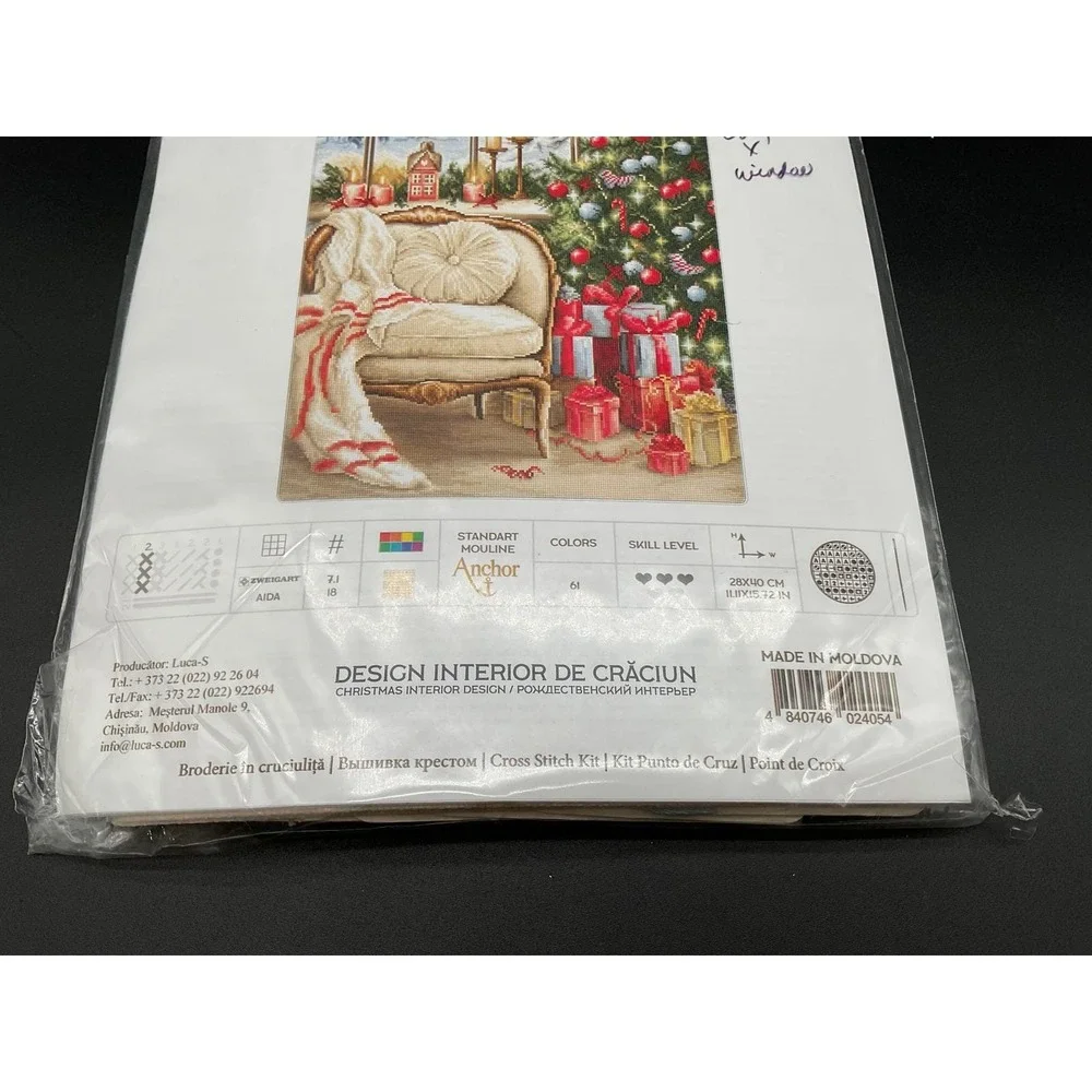Luca‑S Christmas Interior Cross Stitch Kit 18ct Aida Anchor‎ Floral Fireplace